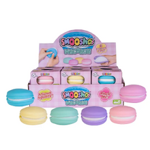 Load image into Gallery viewer, Smoosho's Macarons