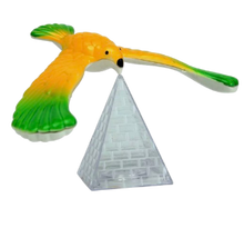 Load image into Gallery viewer, Balancing Bird