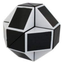 Load image into Gallery viewer, Snake Cube Puzzle - Mini